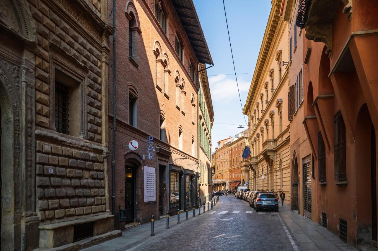 Appartamento D'Azeglio Nel Salotto Di Bologna Eksteriør bilde